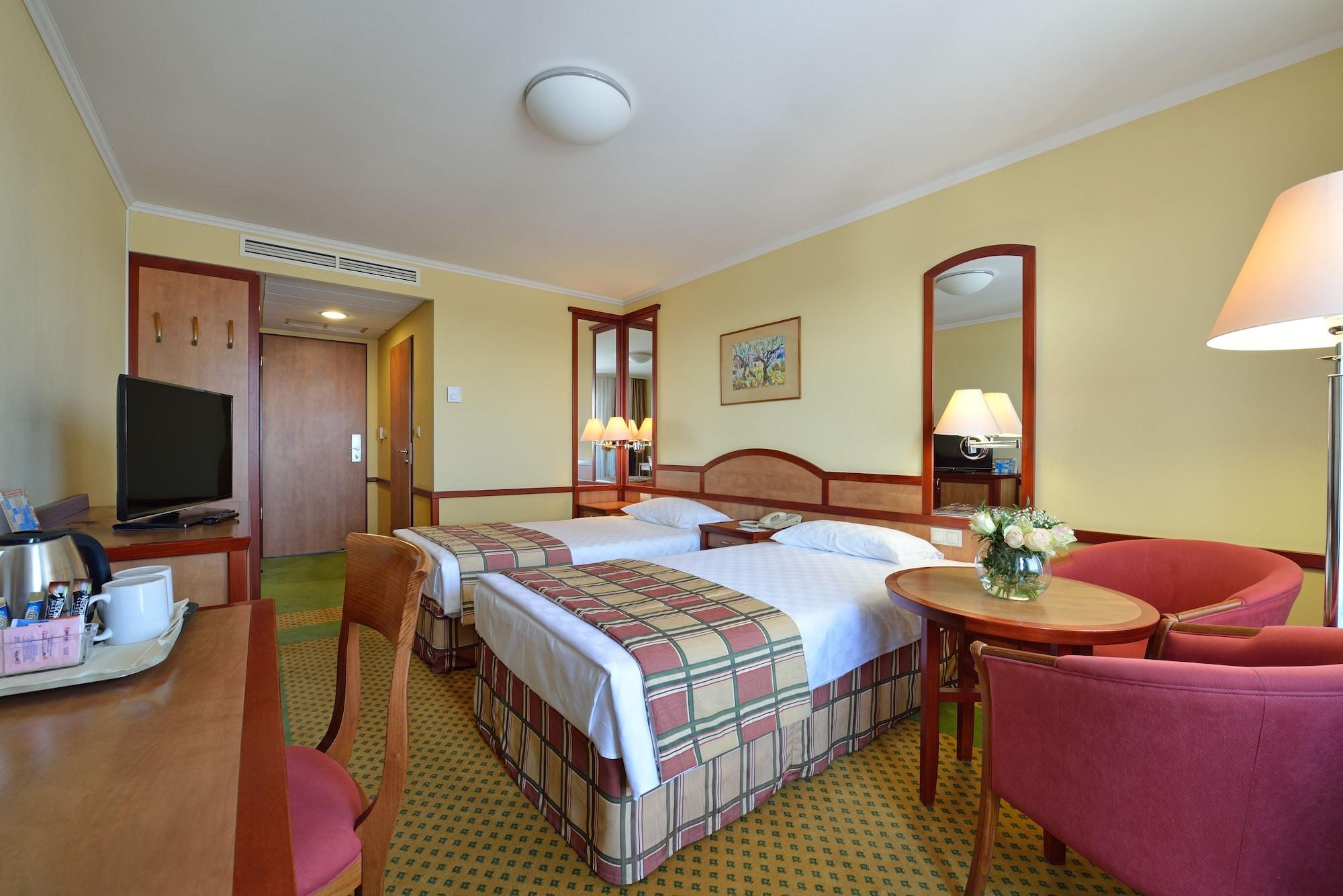 Danubius Hotel Buek Esterno foto